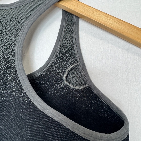 💎 Gymshark Ombre Seamless Sport Bra Black - Picture 5 of 7